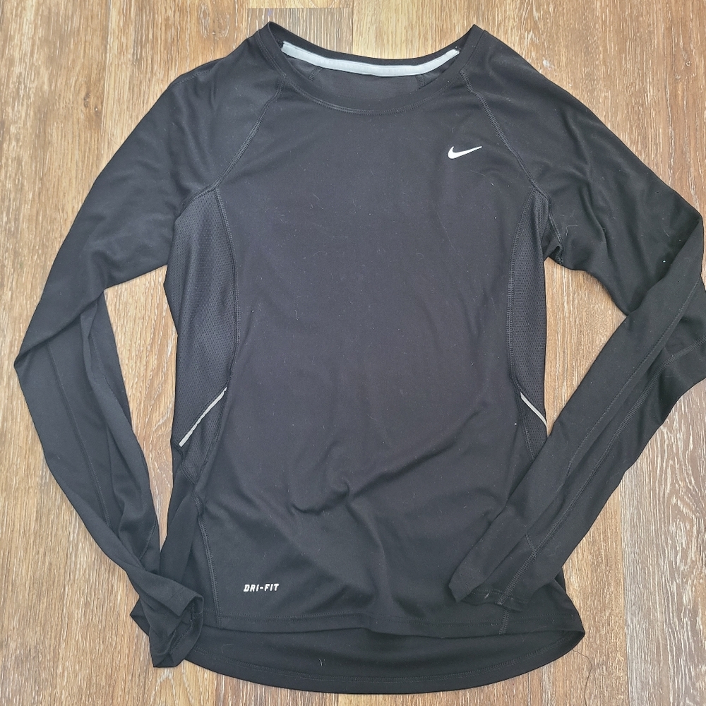 Nike Dri-Fit Long Sleeve Running Top Women's Size Small